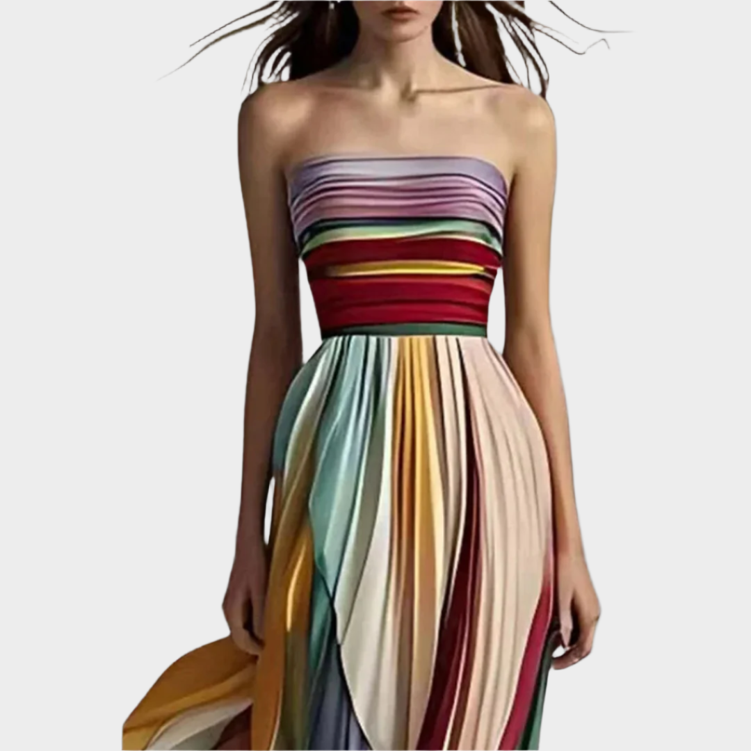 Maxi Strapless Dress with Pleated Movement and Impressive Design