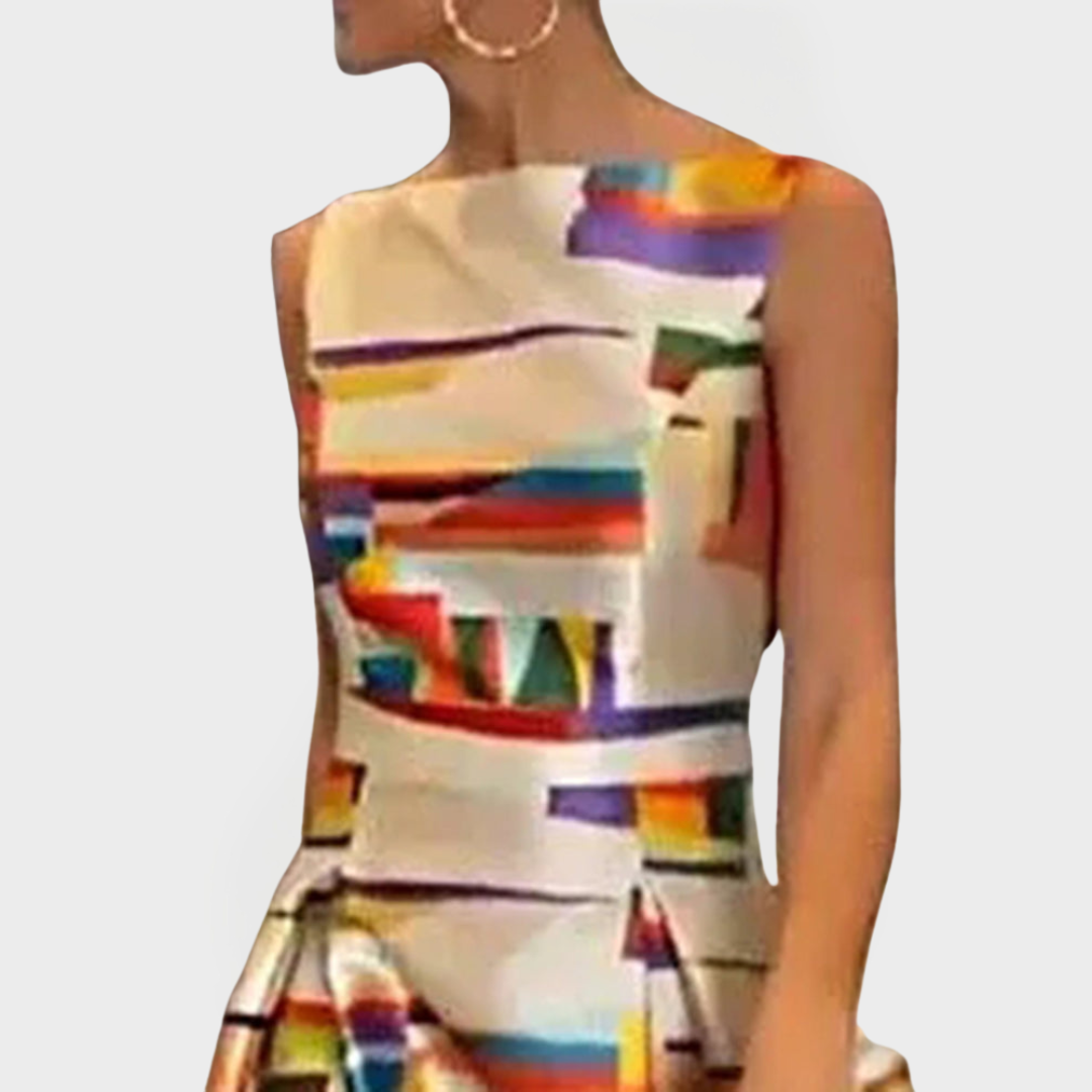 Long Dress with Geometric Patterns and Modern Line