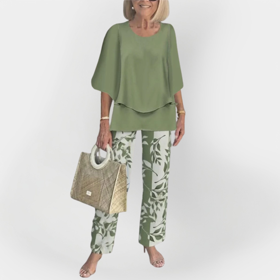 Stylish Set with Comfortable Top and Pants