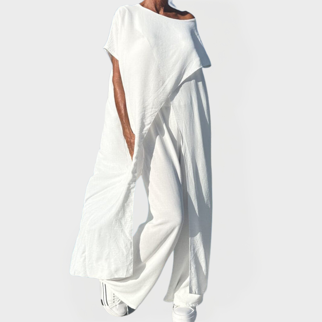 Set with Top and Pants in Solid Color with Décolleté