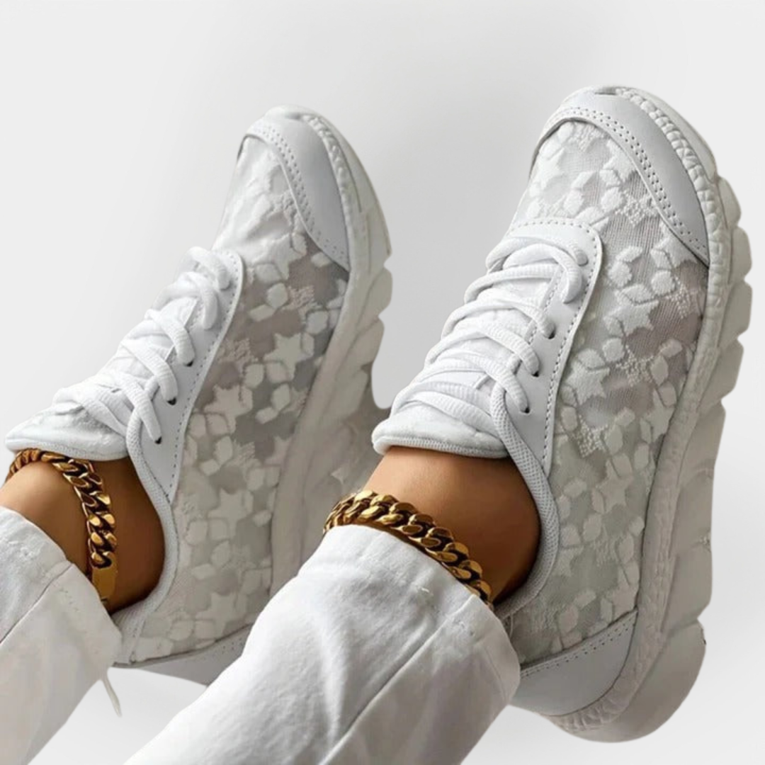 Breathable orthopedic shoes