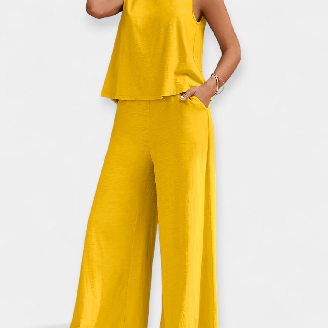 Set of Sleeveless Top and Wide Pants