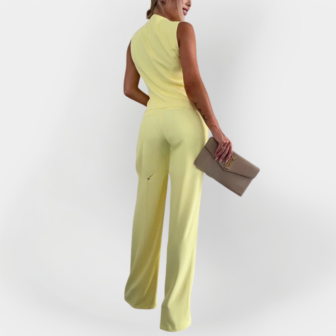 Elegant Pant Set with Sleeveless Top