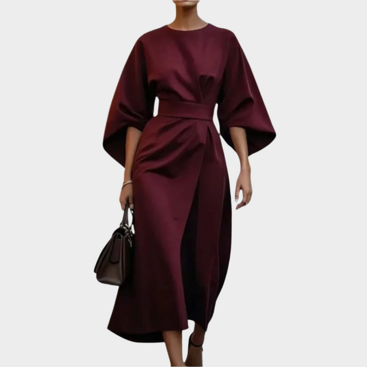 Chic Minimal Dress with Belt and Wide Sleeves