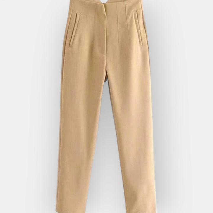 Elegant Pants for Everyday Use