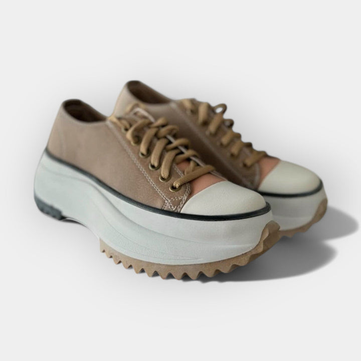 Modern Athletic Shoes with Thick Sole