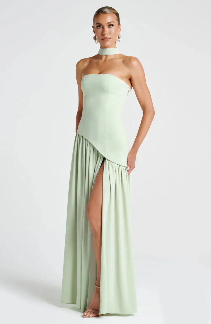 Maxi Dress with Class that Impresses