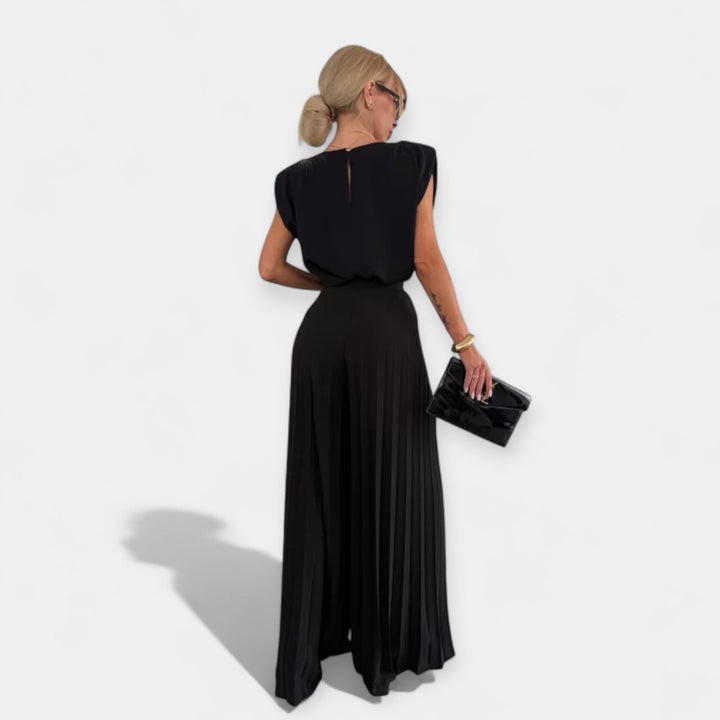 Summer Fashion Set with Top and Pants