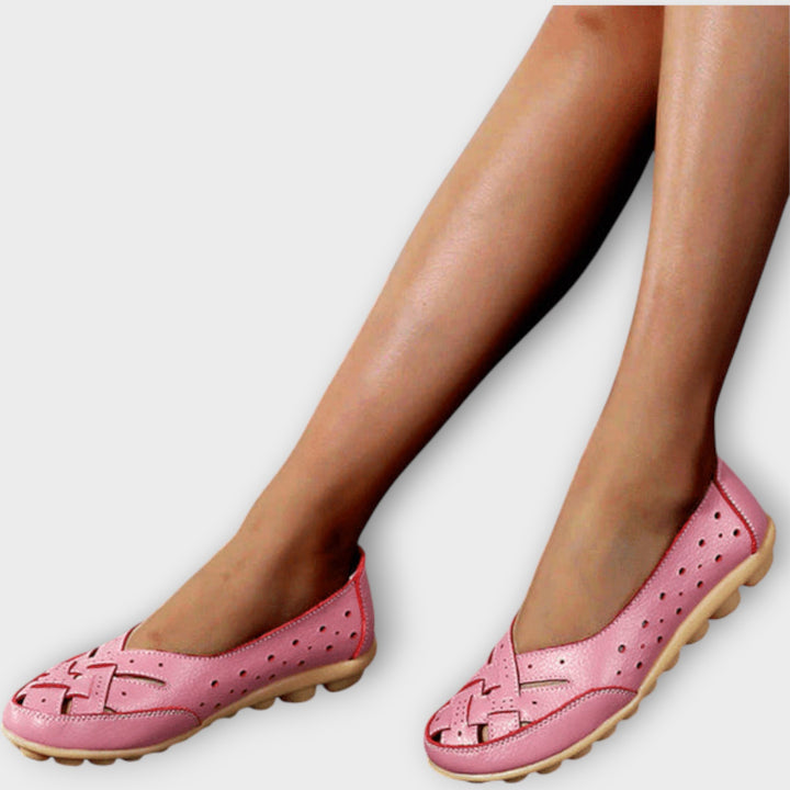 Comfortable Flat Shoes with Modern Cutouts